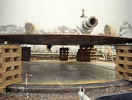 Removing the Lid with Crane