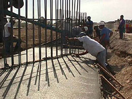 Removing the Lid with Crane
