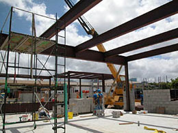 Removing the Lid with Crane