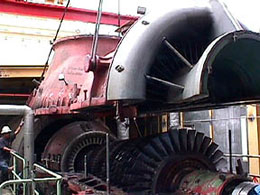 Removing the Lid with Crane